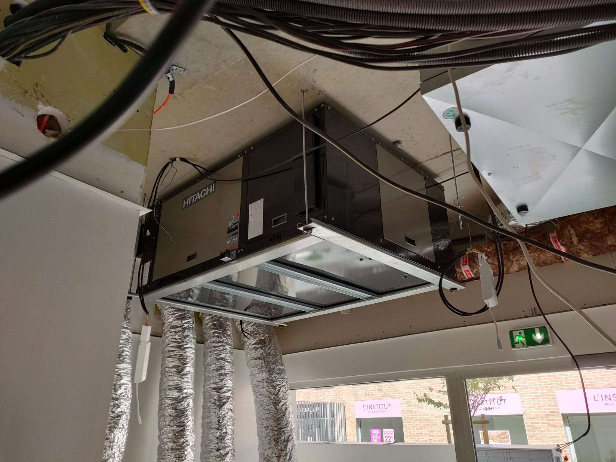 Installation climatisation gainable Hitachi