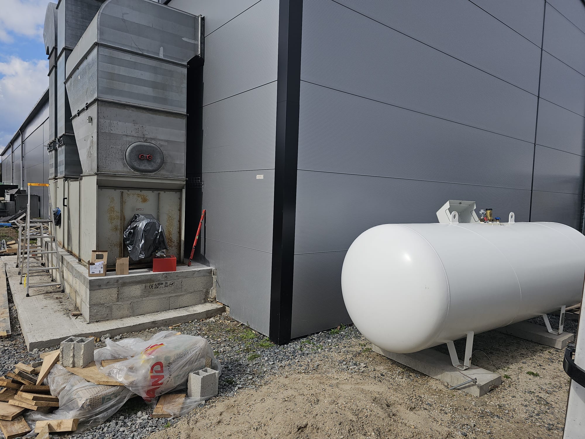 Installation cuve propane extérieure